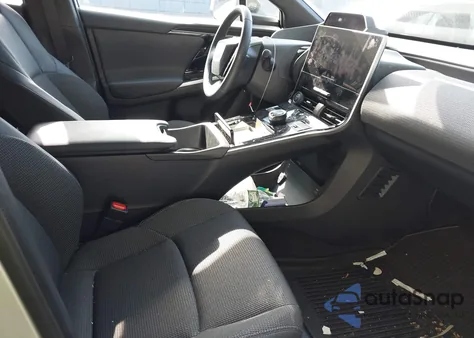 2024 Toyota Bz4X Xle z USA, uszkodzony, nr VIN JTMABACAXRA087695